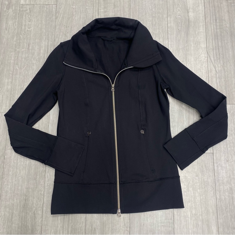 Lululemon Yoga Jacket Size:8 - Picture 6 of 10